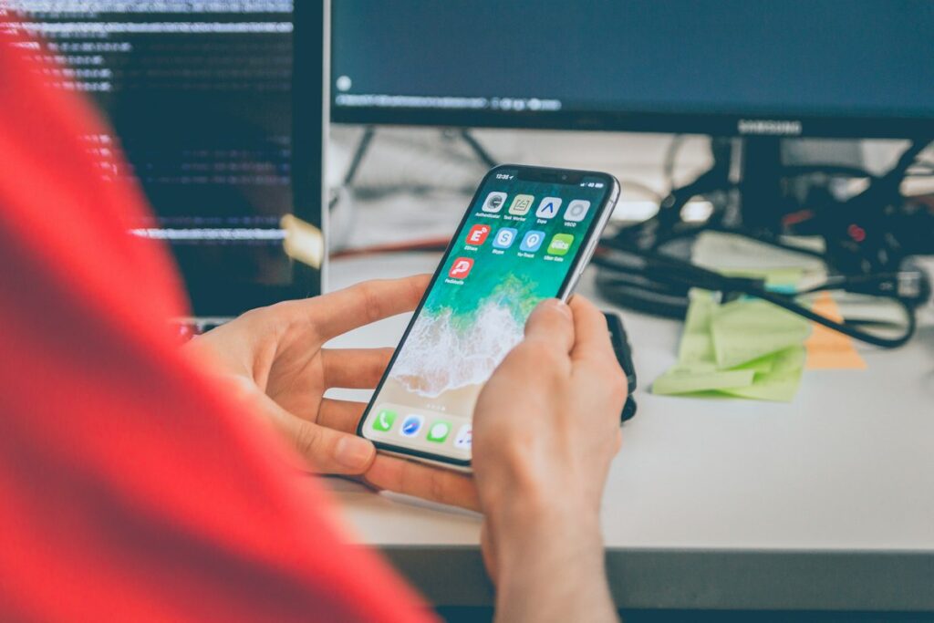 Mobile Engineer (iOS)